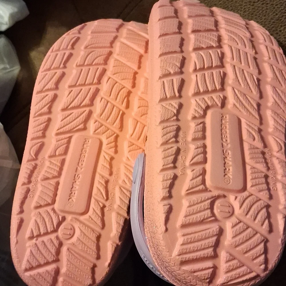 Rugged Shark Glitter Pink Kids Slip-On Clog Size 11
